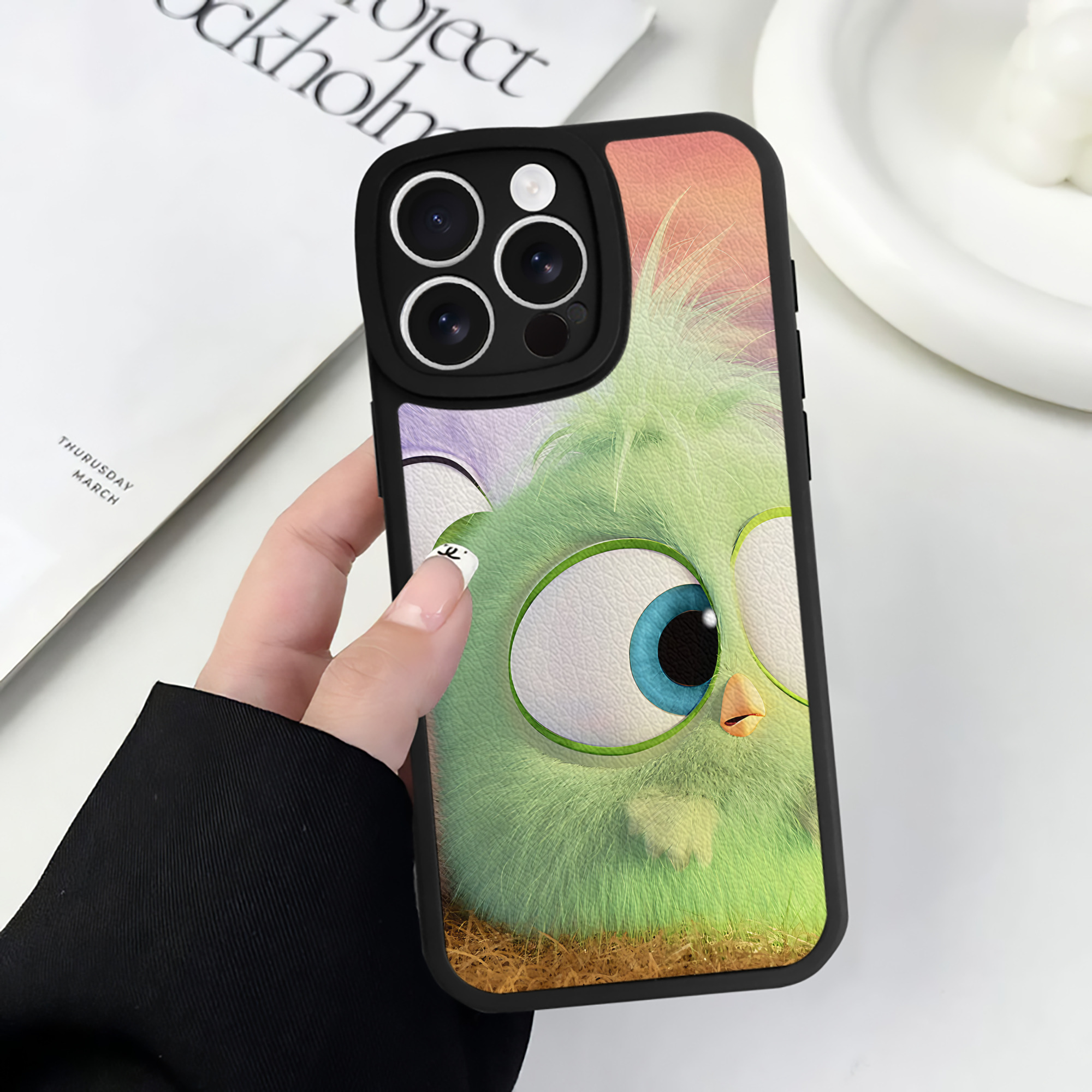 （画像用） Angry Birds アングリーバード 【iPhone 16シリーズ対応】シリコンスマホケース（レザー調） 材質：シリコン
